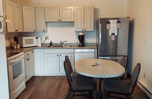Devils Lake Cabina | Lakeview Lodge