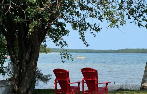 Tobermory Casa | Lakeview Loft A-frame Escape Tobermory