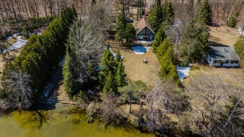 Tobermory Casa | Lakeview Loft A-frame Escape Tobermory