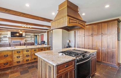 Moultonborough Casa | Lakeview Luxury Retreat near Winnipesaukee lake