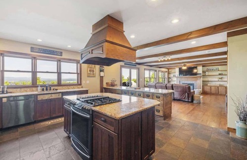 Moultonborough Casa | Lakeview Luxury Retreat near Winnipesaukee lake
