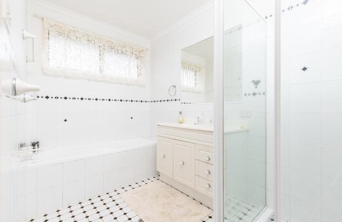 Forster Casa | Lakeview on Victoria