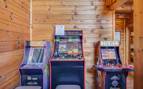 Sevierville Villa | Lakeview Pointe
