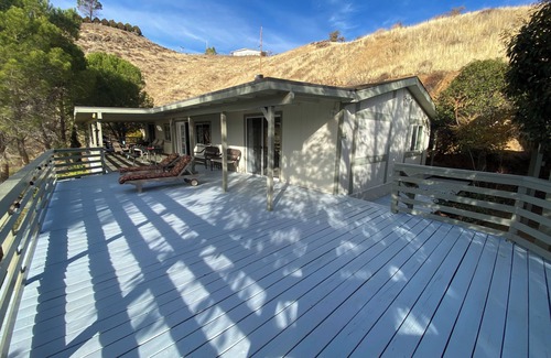 Wofford Heights Casa | Lakeview Retreat: A Spacious Dog-Friendly Escape with Breathtaking Views