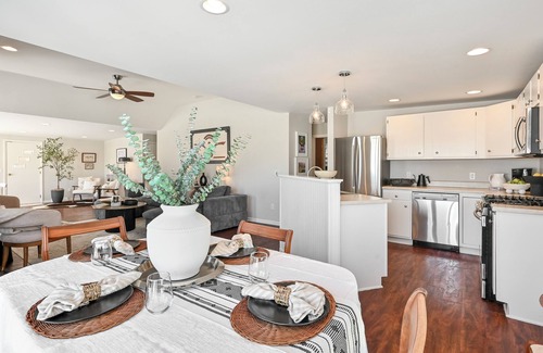Princeton Casa | Lakeview Retreat with Fireplace
