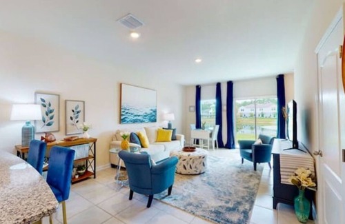 St. Augustine Apartamento | Lakeview Townhome With Pool and Weight Room