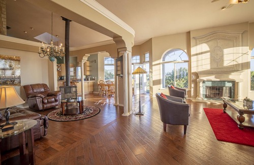 Sonora Villa | Lakeview Villa | With Stunning Views