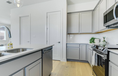 Lakeway Casa | Lakeway Villa with resort amenities