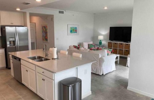 Lakewood Ranch Condominio | Lakewood National Water & Par 3 view.
