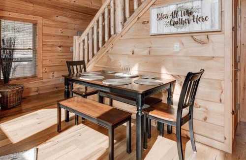 Black Mountain Casa | Lakey Gap Lodge by Carolina Mornings