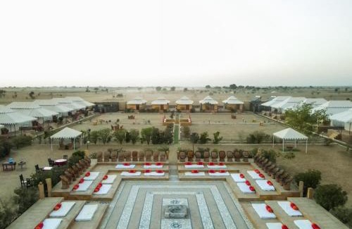 Amar Sagar Pol Otro | Lakhmana Desert Camp With Swimming Pool