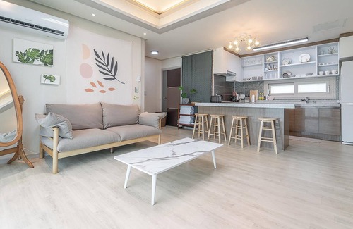 Hallim Casa | Lalapipo Jeju