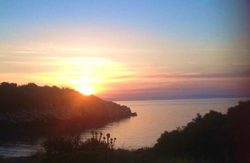 East Mani Cama Y Desayuno | Lalloudes Seaside Accommodation