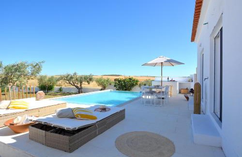 Mertola Cama Y Desayuno | LALOU Casinhas B&B