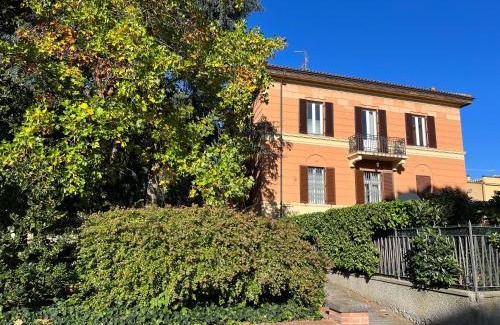 Castel San Pietro Terme Casa | LaMì Room & Apartment