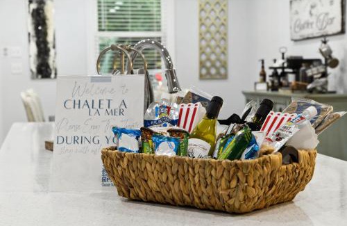 Bay St Louis Casa | LaMaison Cotiere Coastal Retreat w Elegance