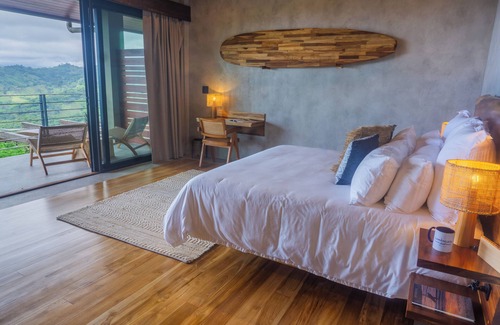 Lagunas Hotel | Lamangata Luxury Surf Resort