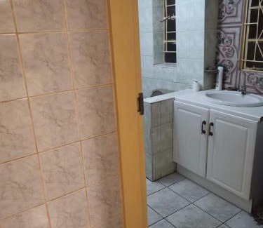 Krugersdorp Casa | LaMavuso Guesthouse