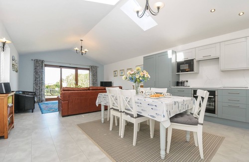 Week Saint Mary Cabaña | LAMBLEY VIEW, pet friendly, country holiday cottage in Bude