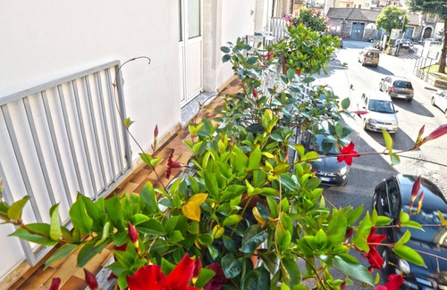 Lamezia Terme Apartamento | Lamezia Terme family apartment "girasoli"