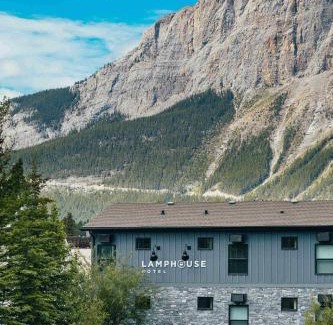 Town Centre Hotel | Lamphouse By Basecamp