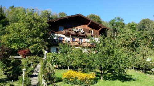Bruck an der Grossglocknerstrasse Apartamento | Landhaus Antonia