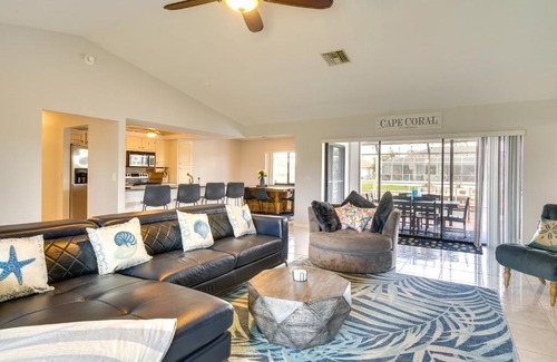 Fort Myers Casa | Lanai and Pool Waterfront Cape Coral Home!