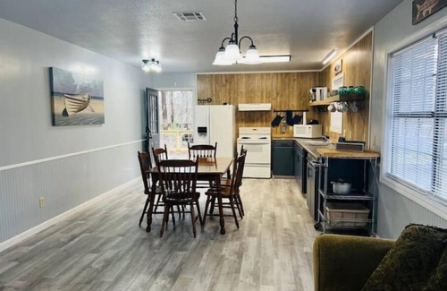 Negreet Casa | Lanan Hideaway on Toledo Bend >B CLOSE TO TOLEDO TOWN!!!!