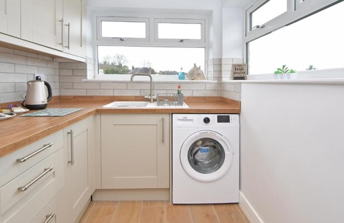 Burslem Casa | Lancaster House by YourStays - Gorgeous family home in the countryside