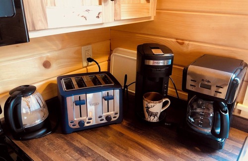 Spring City Cabina | Lancaster Tiny-House in the Woods with Private Finnish Sauna at Watts Bar Lake!