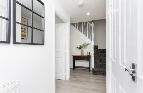 Chorley Casa | Lancers Close House