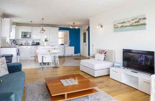 Lancing Apartamento | Lancing Seascape with Seaview By My Getaways