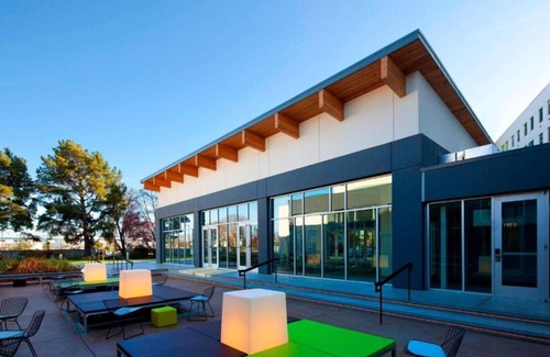 Burlingame Casa | Land into our Design Forward Rooms and Vibrant Social Re:mix