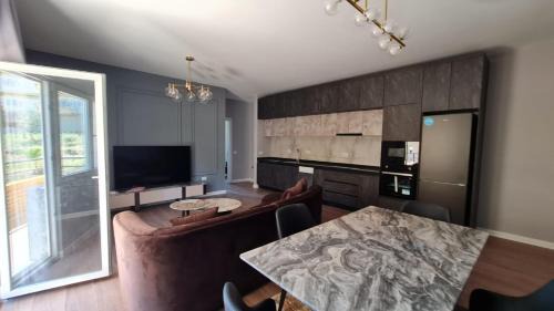 Farke Apartamento | Land Lake Tirana