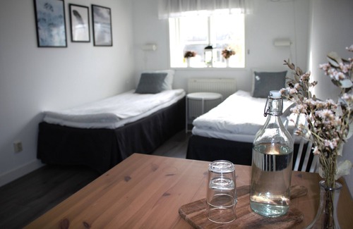 Tomelilla Cama Y Desayuno | Landet Bed and Breakfast