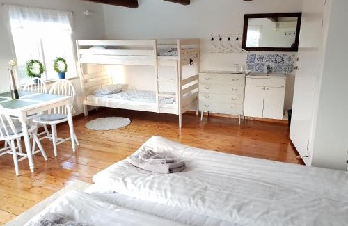 Tomelilla Cama Y Desayuno | Landet Bed and Breakfast