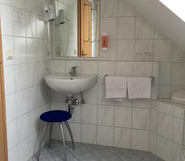 Velburg Casa | Landgasthof Feihl