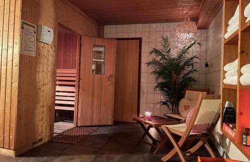 Waechtersbach Casa | Landgasthof 'Zur Quelle'