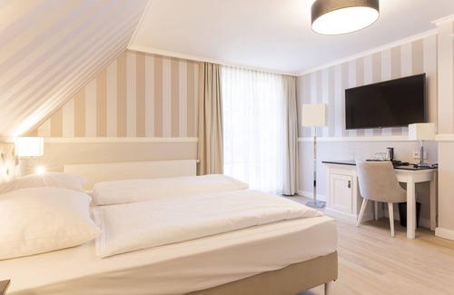 Strecknitz Hotel | Landhaus Absalonshorst - Hotel Garni