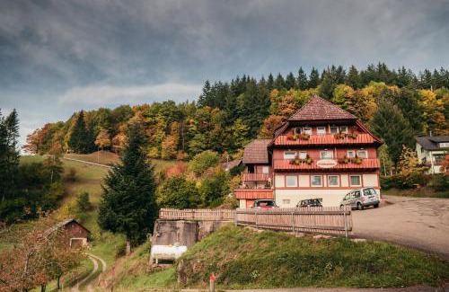 Huzenbach Casa | Landhaus Waldeshöhe
