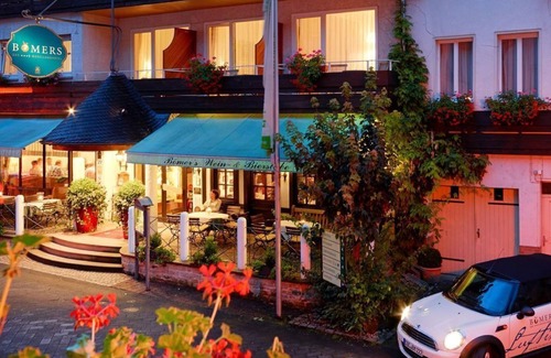 Alf Casa | Landhauszimmer "Confort", balcón y vista al viñedo - Ringhotel Bömers Mosellandhotel