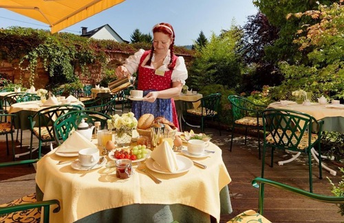 Alf Casa | Landhauszimmer "Confort", balcón y vista al viñedo - Ringhotel Bömers Mosellandhotel