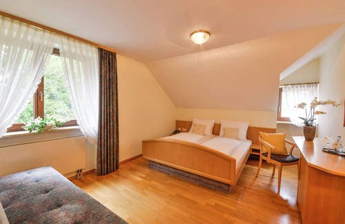 Grossheirath Hotel | Landhotel Steiner