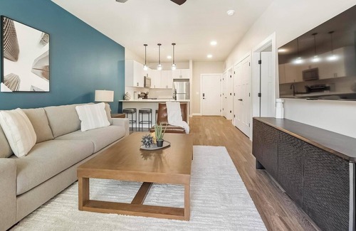 Goodyear Apartamento | Landing | Incredible 1BD, Clubhouse