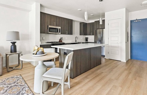 Hayden Island Apartamento | Landing | Amazing 1BD, Courtyard, Clubhouse
