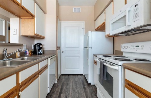Fort Worth Apartamento | Landing | Amazing 1BD, Gym, Pool