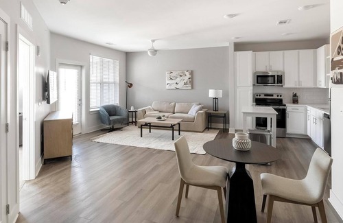 Belle Mina Apartamento | Landing at Attain at Bradford Creek - 1 Bedroom...