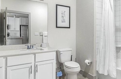 Near East Side Apartamento | Landing at 120 Ninth Street - 1 Bedroom in Downtown