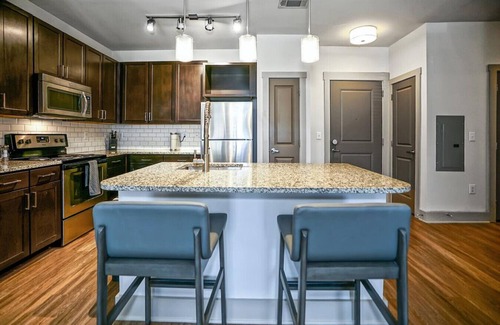 Crestline Heights Apartamento | Landing at 4700 Colonnade - 1 Bedroom in Overton