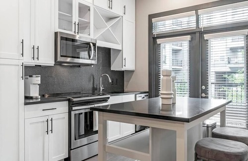 North Decatur Apartamento | Landing at Abberly Skye - Studio in North Decatur